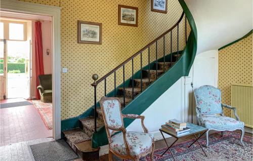 Saint-Michel-de-Chavaignes House | Lovely Home In St Michel D,chavaignes