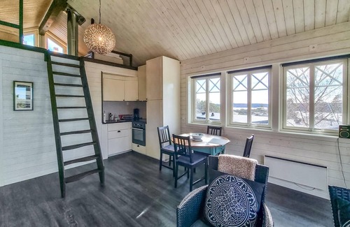 Tanum House | Lovely home in Tanumshede with kitchen