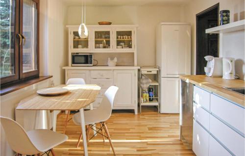 Wronki House | Lovely Home In Wronki With Sauna