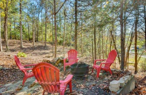 Reed Creek House | Lovely Lake Hartwell Retreat with Dock and Grill!