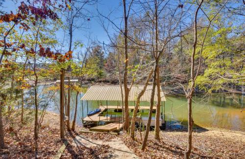 Reed Creek House | Lovely Lake Hartwell Retreat with Dock and Grill!