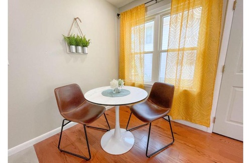 Sapulpa Apartment | Lovely One Bedroom Duplex with King Bed