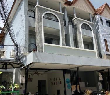 Kata House | Lovely Rest Kata