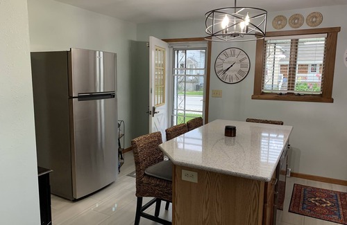 Two Rivers House | Lovely Riverfront views of river. Walking distance to beach. 🚴👙🐠