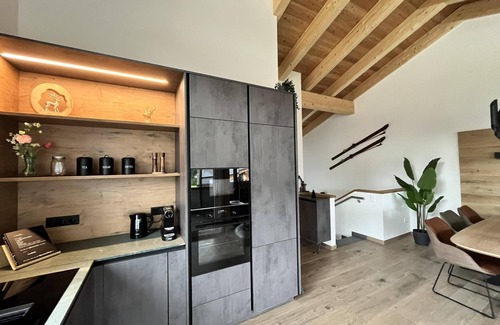 Sankt Lambrecht House | Lovely ski in-ski out lodge with infrared sauna