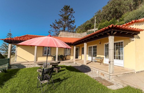 Monserrate House | Lovely Sunny-House