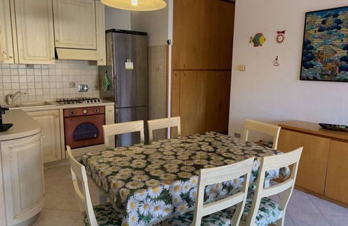 Marina di Massa Apartment | Lovely two-room apartment sleeps 4 in Marina di Massa