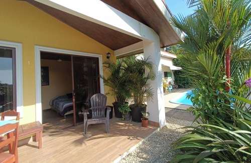 Nuevo Arenal House | Lovely Villa in LakeGardens Beautiful Lake Views in between Two Active Volcanoes