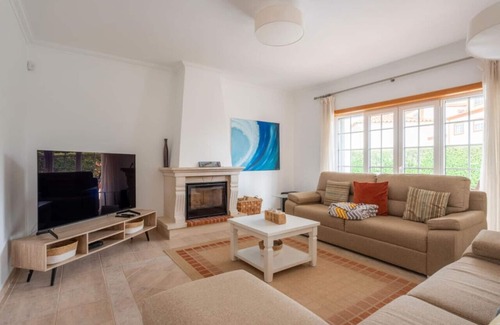 Praia del Rei House | Lovely villa with private pool