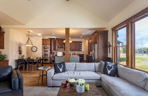 Jackson House | LPJH | Horsethief Hideaway | Rustic Charm Meets Modern Luxury