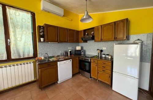 Borghetto di Vara Apartment | Lucky House