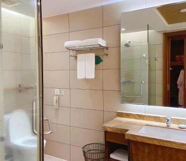 Xiaodonghai Resort | Luhuitou State Guesthouse & Resort