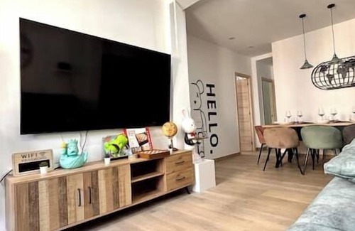 El Cristo y Buenavista Apartment | LUJO: Proyector, Maquina Arcade, Wifi y patinetes