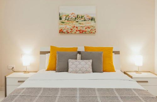 Sliema Apartment | Luma apartment - Sliema with Outdoor Space and BBQ Area