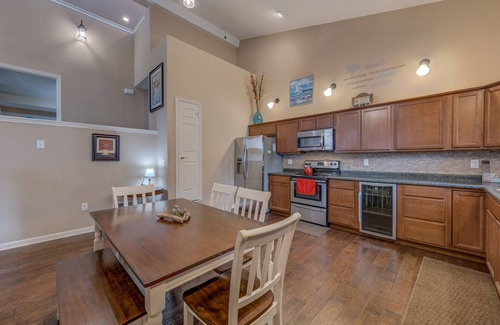 Pepin Condo | Lumberyard Lofts - 15 Bedrooms By Lake Pepin