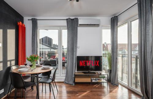 Praga Apartment | Lumina 3-room apart with large terrace