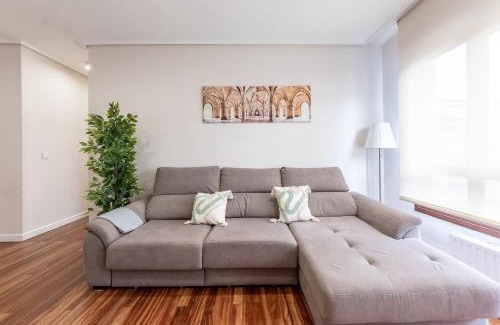 Getxo Apartment | Luminoso y amplio en Las Arenas
