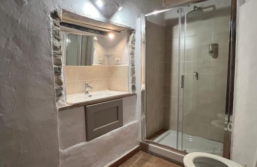 Arlia House | Luna di Quarazzana special place to stay Tuscany