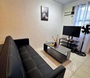 Balibago Apartment | Luna staycation Cozy Condo near Enchanted Kingdom