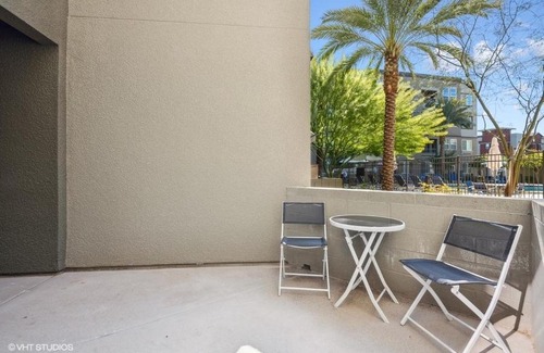Desert Ridge Apartment | LUX 2 BED DESERT RIDGE 2 HEATED POOLS GYM