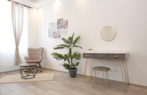 Leopoldstadt Apartment | LUX Prime Suite Vienna with FREE parking and FAST Internet 600 MBits