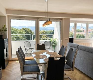 Banska Bystrica Apartment | LUX residence, A/C, VIP parking, city view