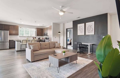 Charlotte Apartment | Luxe 1BR Suite in Waverly Charlotte!