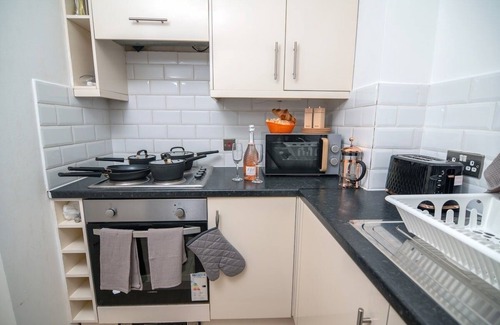 Abbey Wood Apartment | Luxe 2 BDR Apartment in Greenwich Borough
