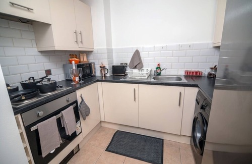 Abbey Wood Apartment | Luxe 2 BDR Apartment in Greenwich Borough