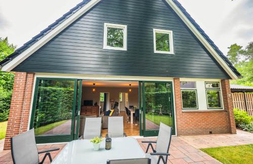 Spier House | Luxe boshuis in hartje Drenthe
