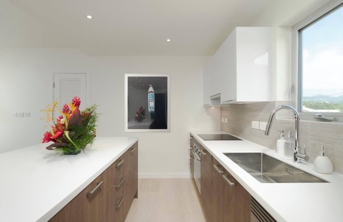 Calivigny Condo | Luxe Condo, Ocean Views and pool