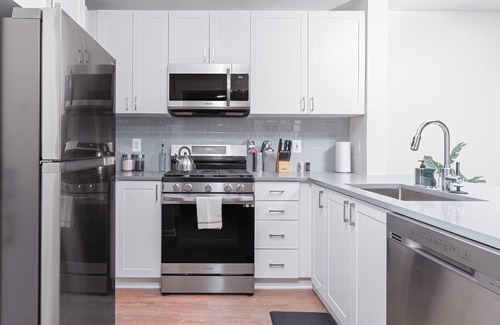 McLean Bed & Breakfast | Luxe | Haven | Free-Parking