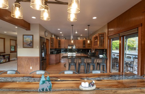 Town of Grafton House | Luxe Lakefront Paradise, King Beds, Game Room, Direct Lake Access