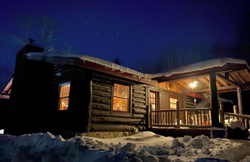 North Creek Cabin | Luxe Logs - your perfect Adirondack Getaway!