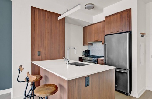 Navy Yard Apartment | Luxe Navy Yard 1BR w/Gym, Rooftop Pool, walk to Nats Park, by Blueground