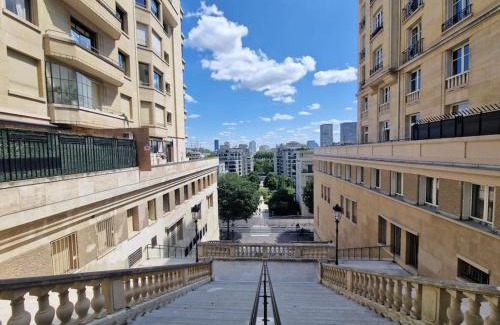 Passy Apartment | Luxe parisien, charme 16e - À 2 pas du Trocadéro