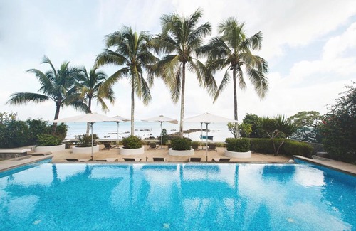 Palm Beach Apartment | Luxe Studio, Private Beach, king Bed, Ocean Views condo