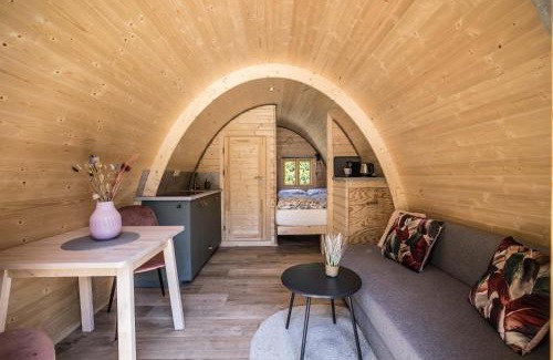 Bavinkel Ski Chalet | Luxe woodlodge in bosrijke omgeving incl eigen douche en keuken
