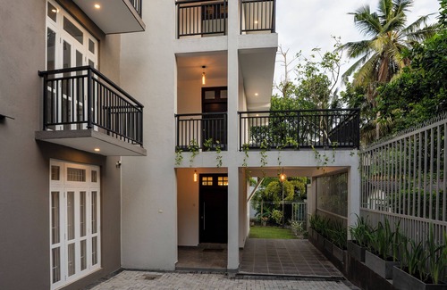 Sri Jayawardenepura Kotte Apartment | Luxury 3 Bed Apartment in Colombo - Ground Floor