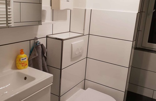 Solingen Apartment | Luxuriöse großzügige Wohnung mit einem Schlafzimmer