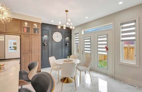 Stouffville House | Luxurious! Centrally located Stouffville Home-Office/Wi-Fi