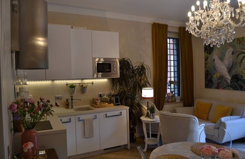 Borgo Trento Apartment | Luxurious 2 bedrooms, 2 bathrooms with beautiful terrace