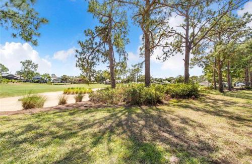 Haines City House | Luxurious 3BR Getaway Heated Pool, Golf & Theme Parks