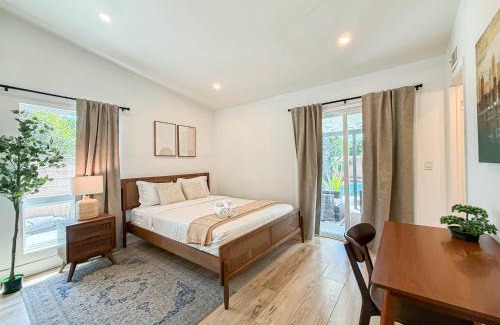 Canoga Park House | Luxurious 4BR House with Swimming Pool -FB