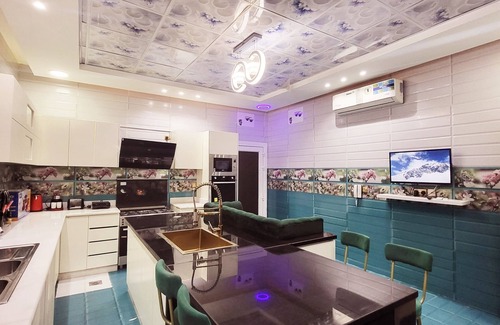 Ajman Villa | Luxurious 6 Bedrooms Villa with Private Swimming pool.