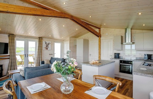 Hundall Ski Chalet | Luxurious and contemporary lodge with stunning countryside views.