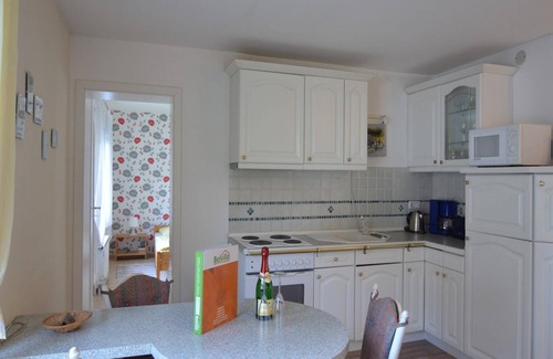 Bernau bei Berlin Apartment | Luxurious Apartment in Schönow with Sauna