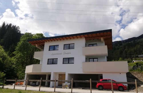 Fuegenberg Apartment | Luxurious Apartment in F genberg with Sauna