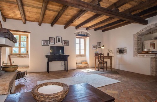 Heraki House | Luxurious Holiday Home in Heraki Croatia with Private Pool