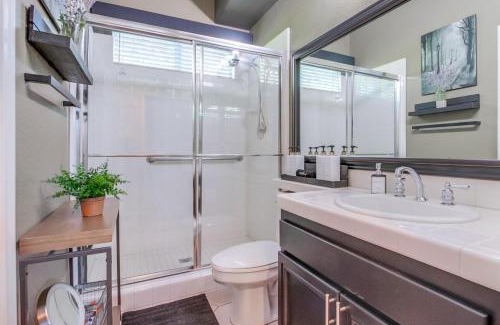 Rancho Bernardo House | Luxurious Lakeview Retreat at Lake Hodges, RB